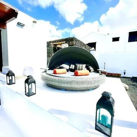 Luxury House De Teguise Villa *