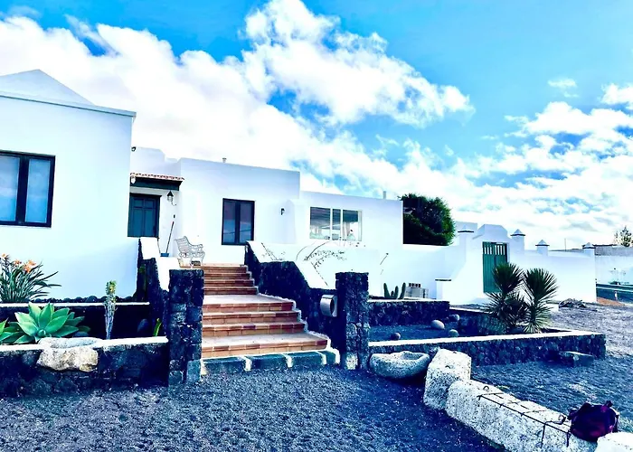 Luxury House De Villa Teguise (Lanzarote)
